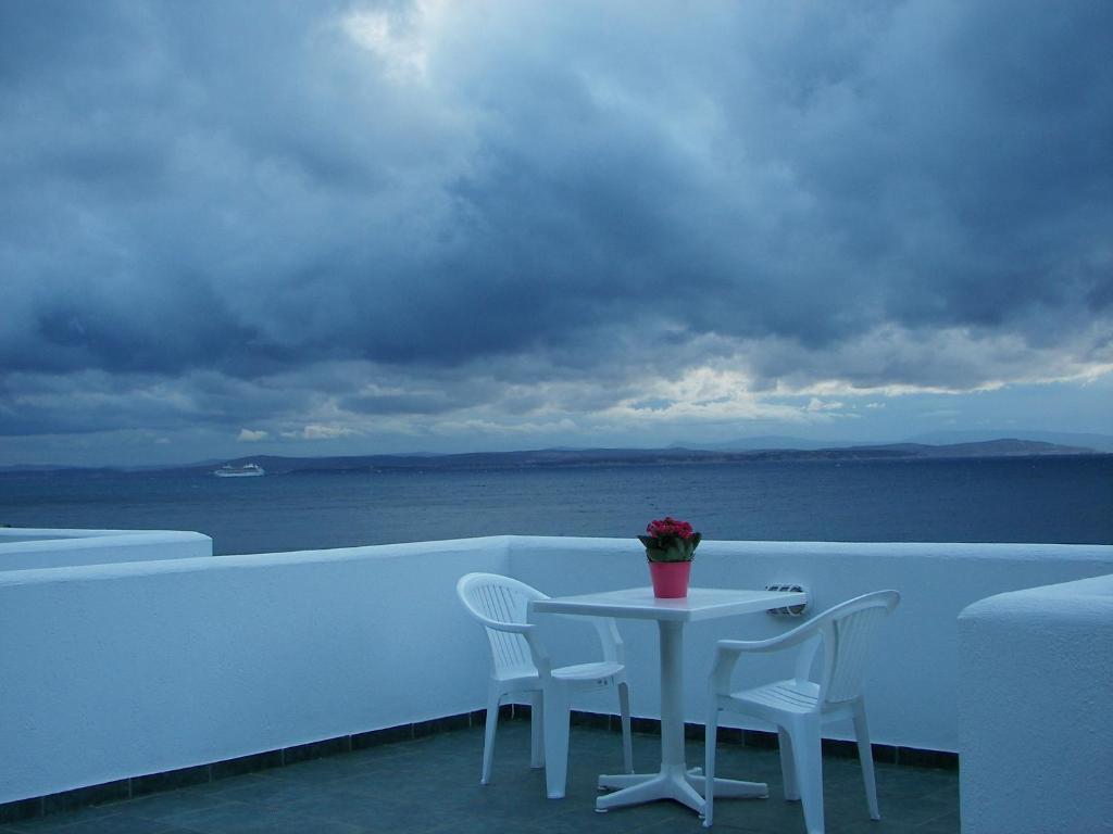 Theoxenia Chios Apartments Paralia Agias Foteinis ภายนอก รูปภาพ