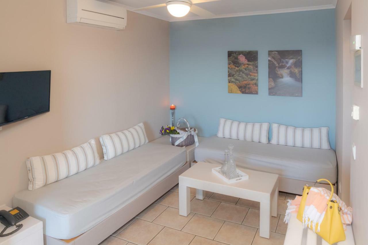 Theoxenia Chios Apartments Paralia Agias Foteinis ภายนอก รูปภาพ