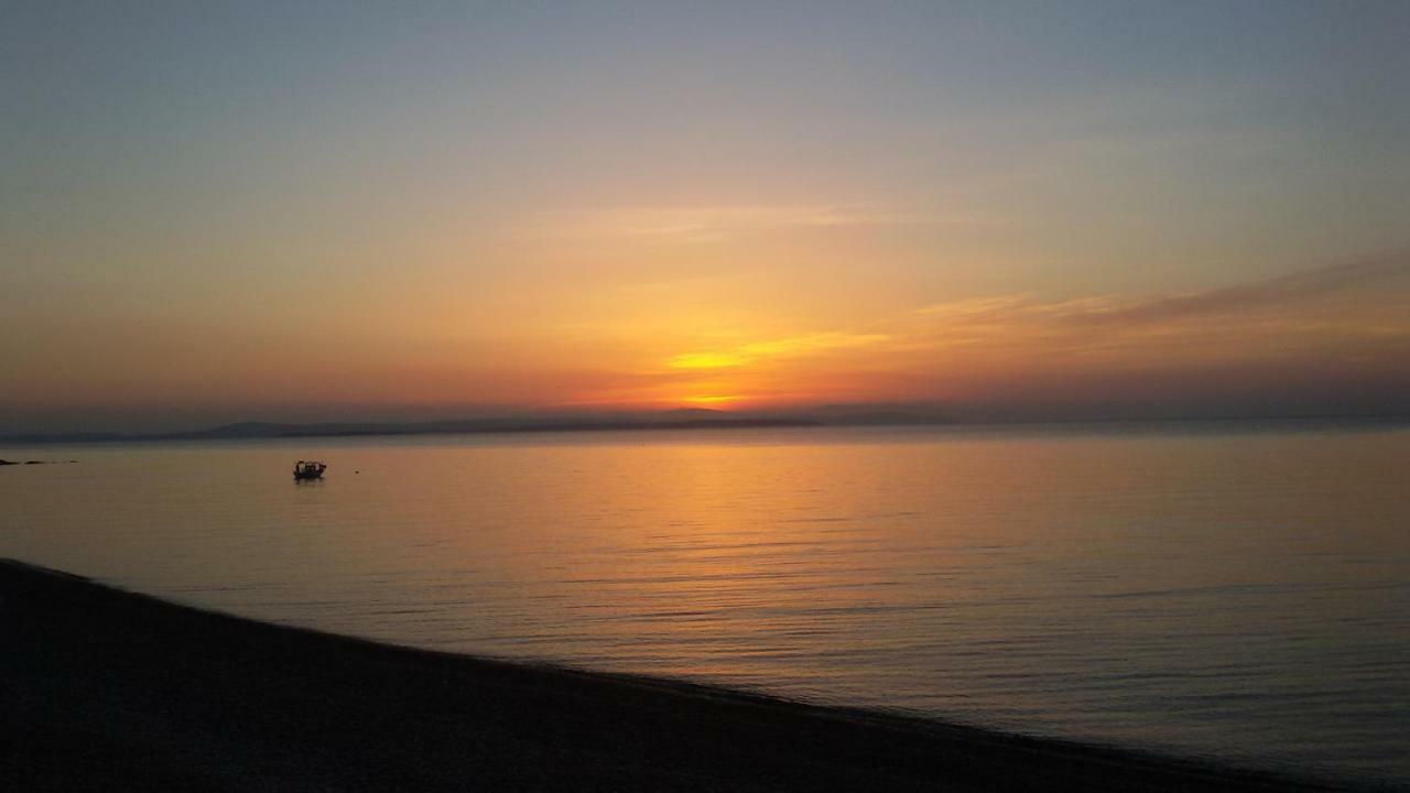 Theoxenia Chios Apartments Paralia Agias Foteinis ภายนอก รูปภาพ